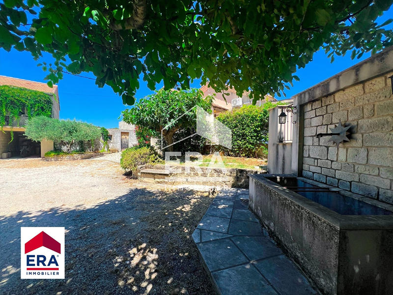 Maison - 164 m² - 9 pièces