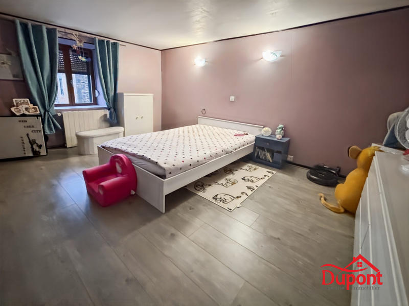 Maison - 187 m² - 6 pièces