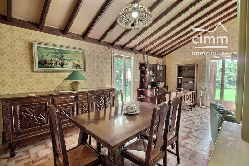 Maison traditionnelle - 134 m² - 5 pièces