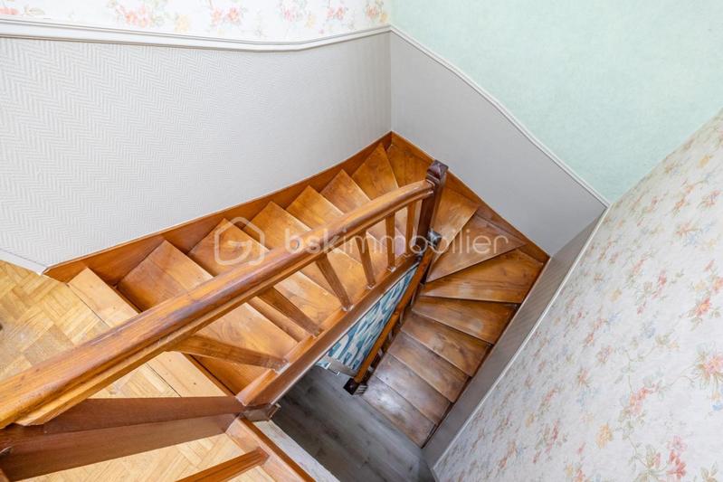 Maison en pierre - 215 m² - 11 pièces