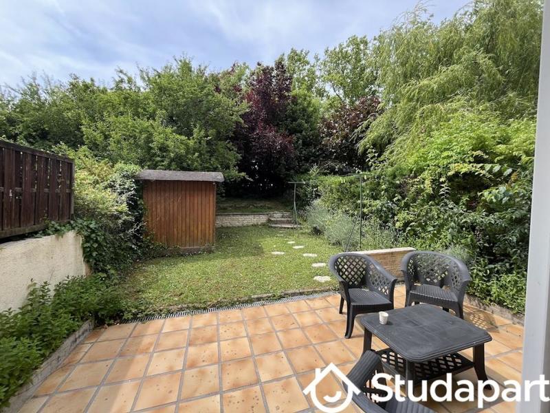 Chambre - 11 m² - 1 pièce