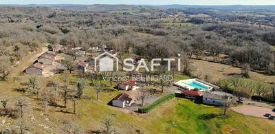 Local commercial - 950 m² - 43 pièces