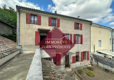 Maison de village - 224 m² - 7 pièces