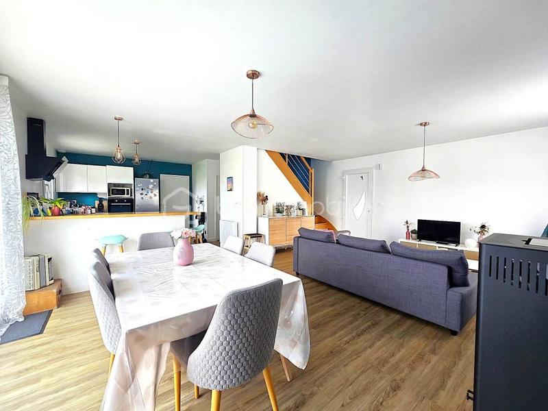 Maison - 110 m² - 5 pièces