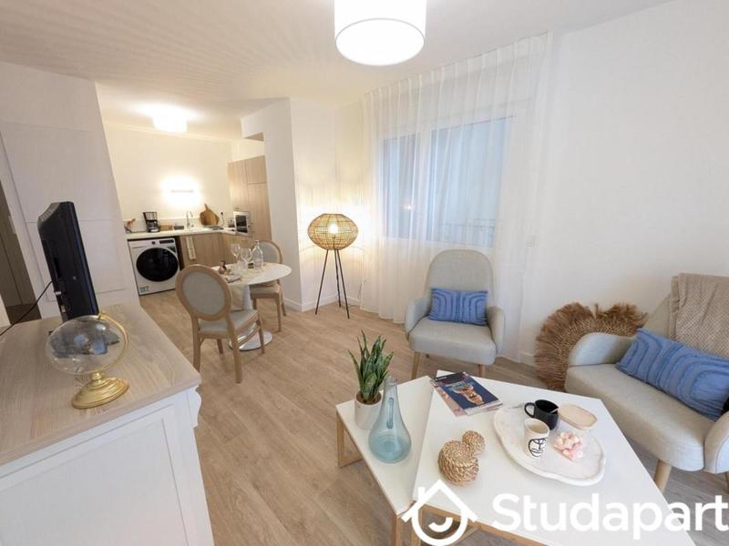 Chambre - 44 m² - 1 pièce