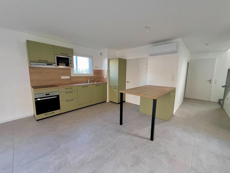 Maison - 102 m² - 4 pièces