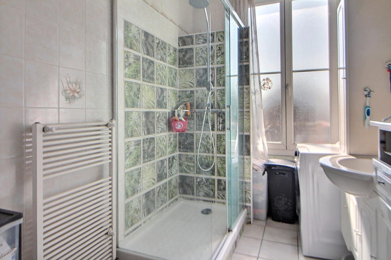 Appartement - 102 m² - 5 pièces