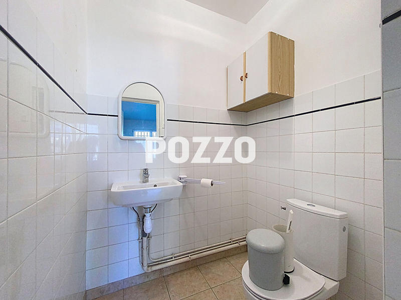 Local commercial - 52 m² - 2 pièces