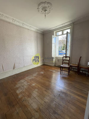 Maison - 86 m² - 5 pièces