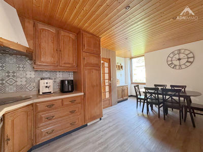 Appartement - 165 m² - 4 pièces