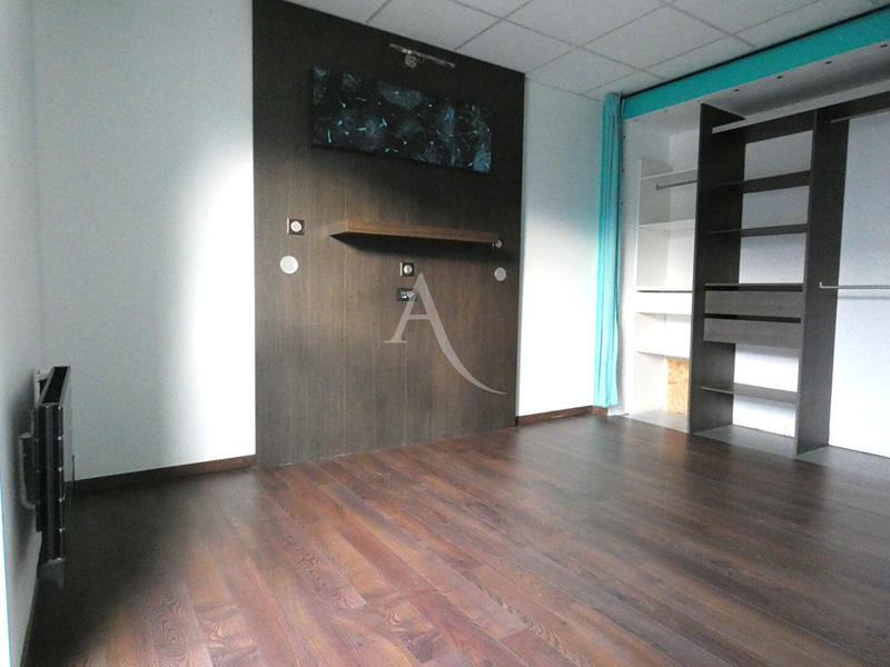 Appartement - 73 m² - 2 pièces