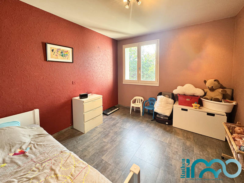 Maison - 177 m² - 7 pièces