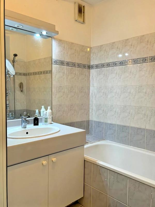 Appartement - 50 m² - 2 pièces