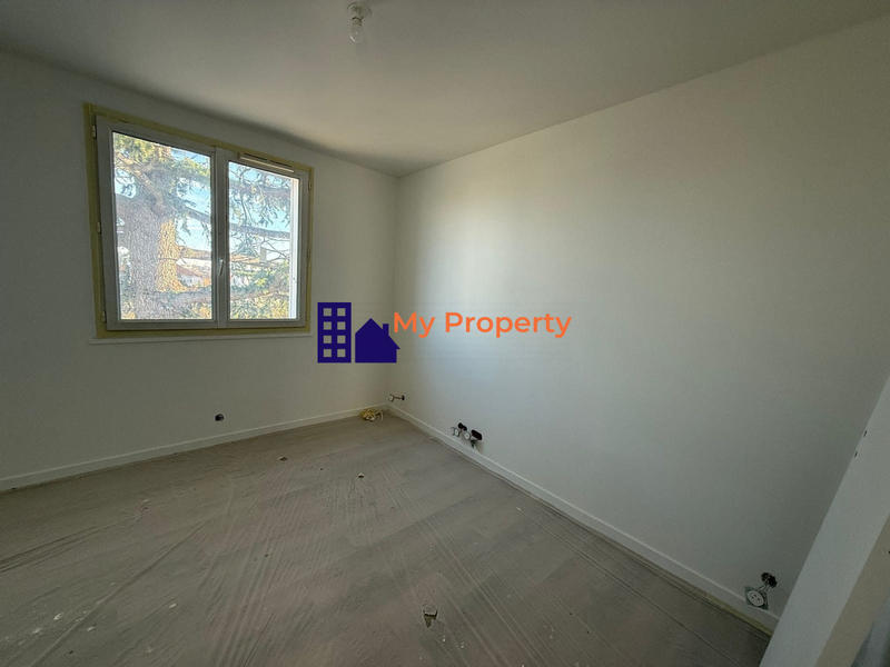 Appartement - 101 m² - 4 pièces