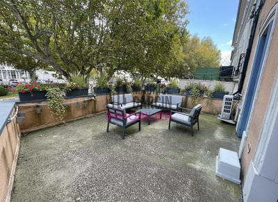 Appartement - 60 m² - 2 pièces