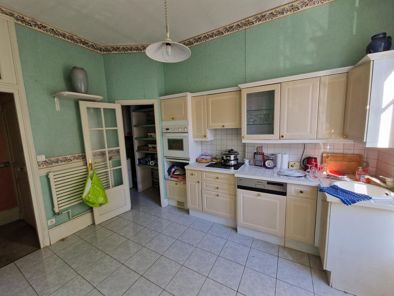 Appartement - 125 m² - 6 pièces