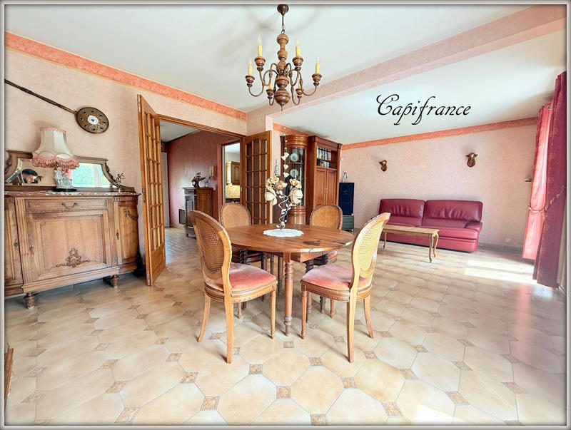 Maison - 95 m² - 5 pièces