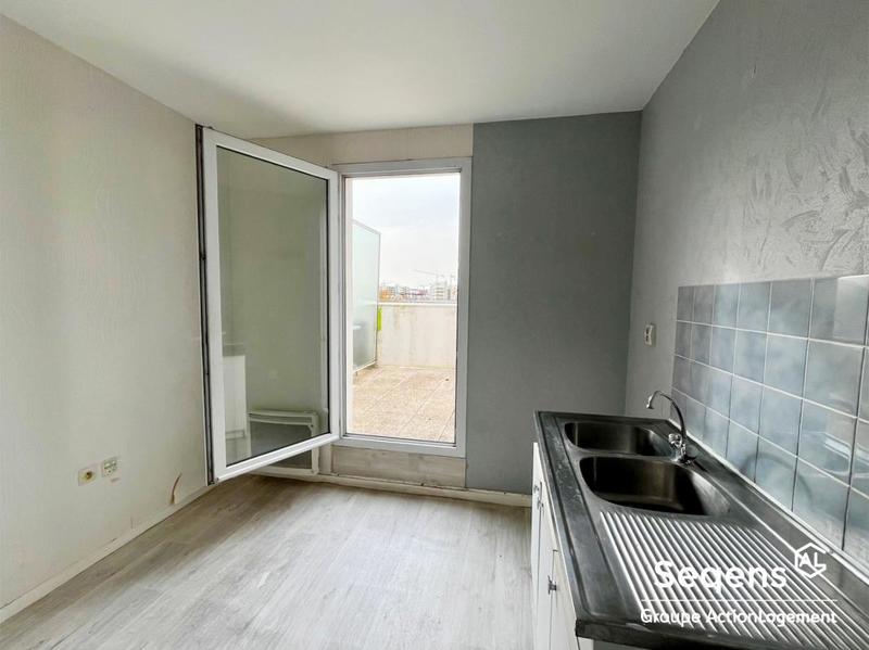 Appartement - 82 m² - 4 pièces