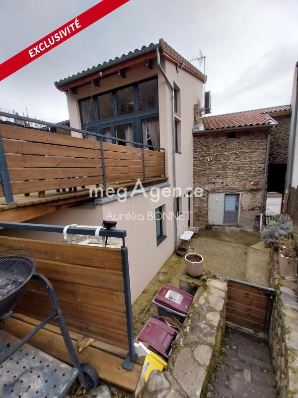 Maison - 246 m² - 10 pièces