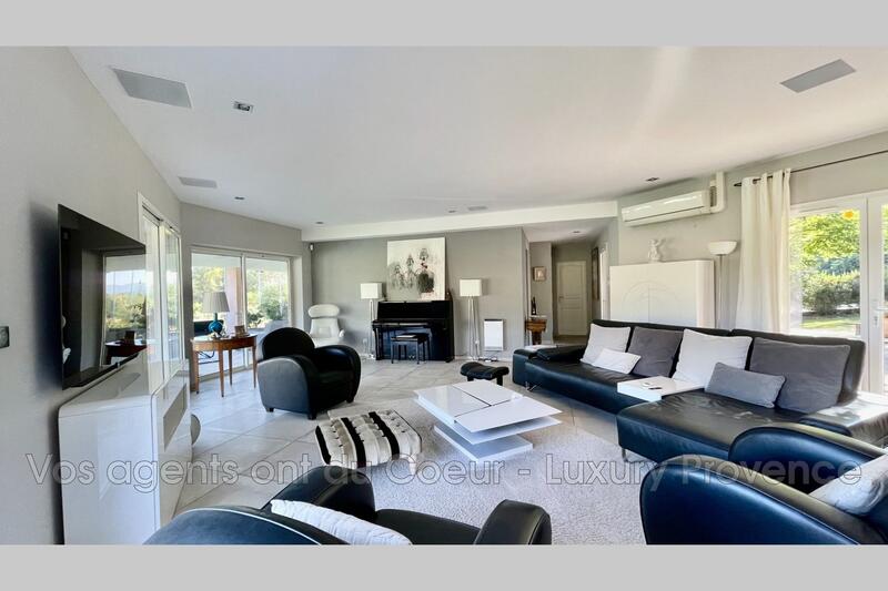 Bastide - 202 m² - 6 pièces