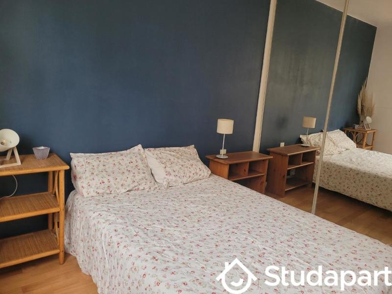 Chambre - 9 m² - 1 pièce