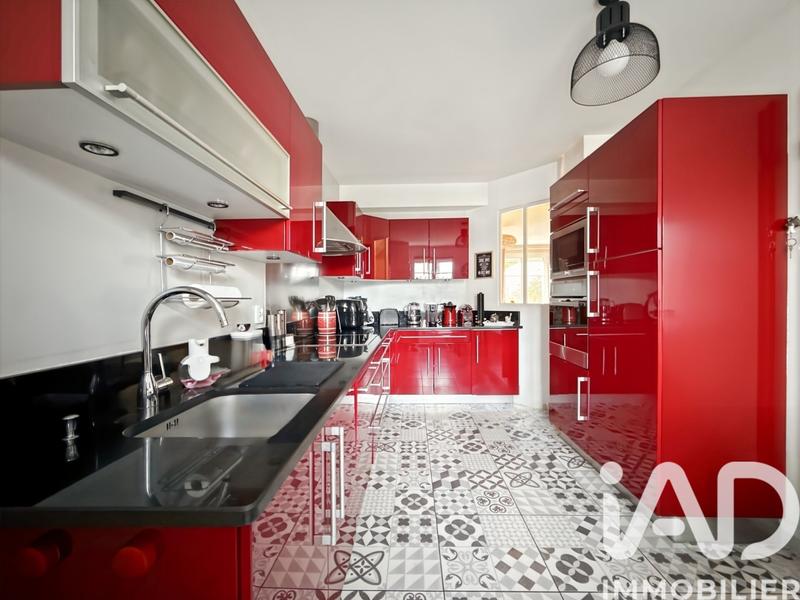 Maison - 144 m² - 6 pièces