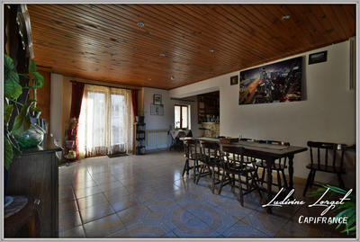 Maison - 174 m² - 6 pièces