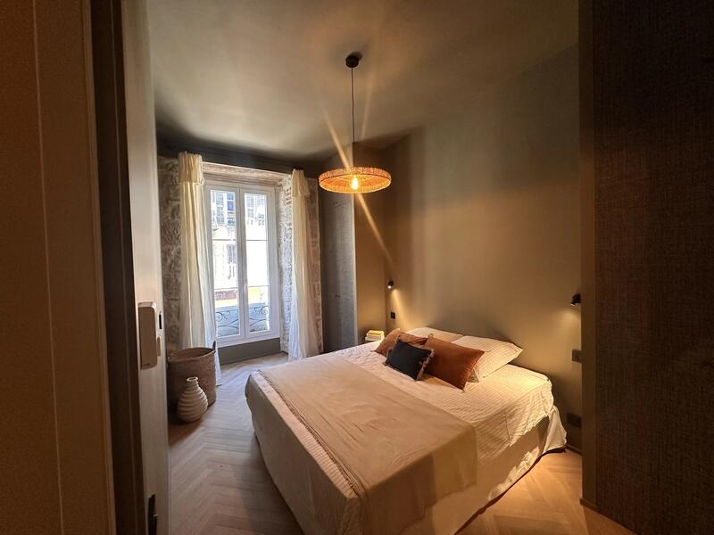 Appartement - 85 m² - 4 pièces