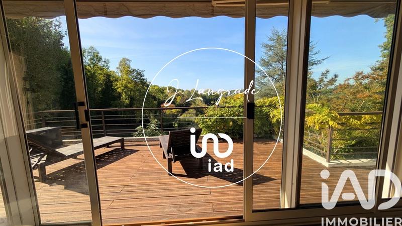 Maison - 200 m² - 7 pièces