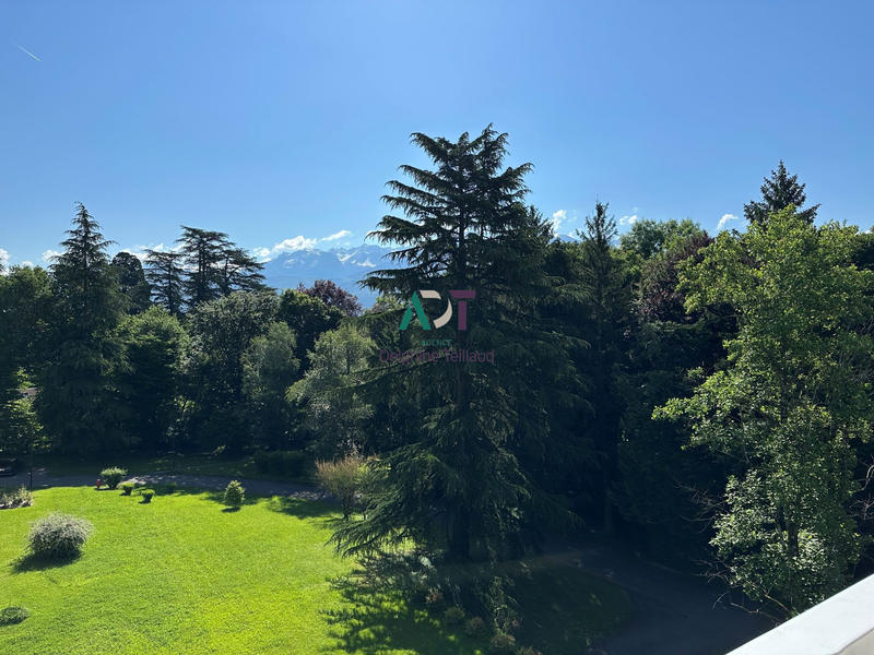 Appartement - 144 m² - 4 pièces