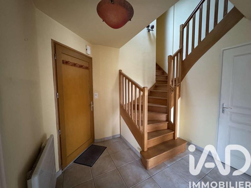 Maison - 96 m² - 6 pièces