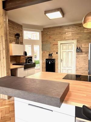 Appartement - 129 m² - 6 pièces