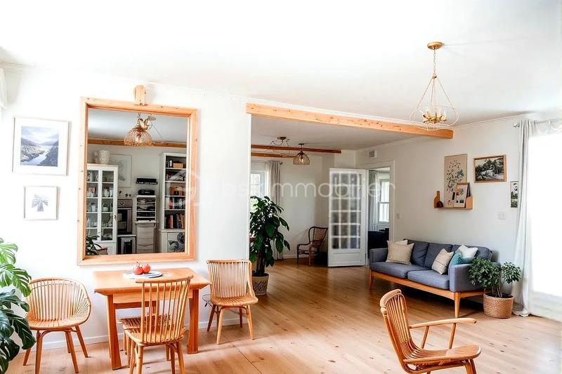 Maison traditionnelle - 140 m² - 6 pièces