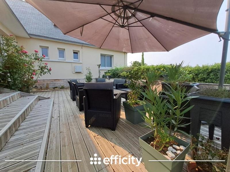 Maison - 269 m² - 14 pièces