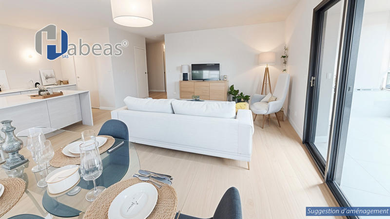 Appartement - 99 m² - 4 pièces