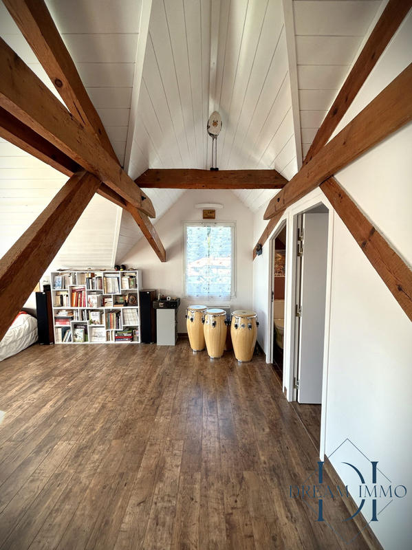 Maison - 162 m² - 5 pièces