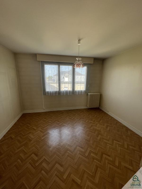 Appartement - 82 m² - 4 pièces