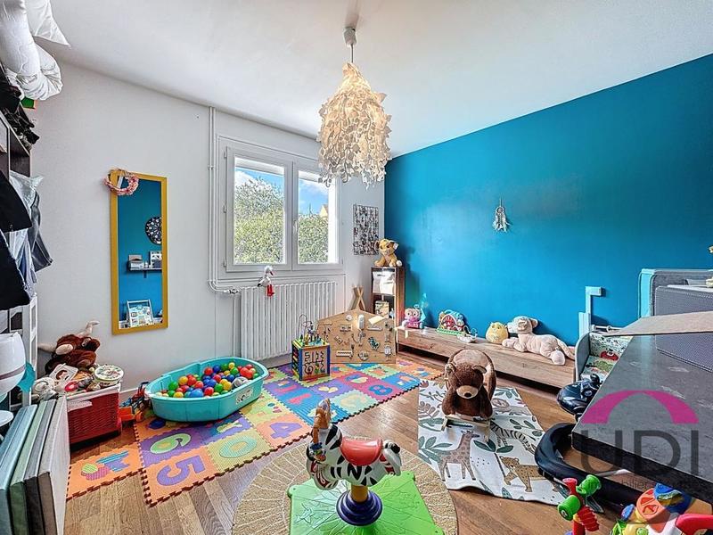 Maison - 200 m² - 5 pièces