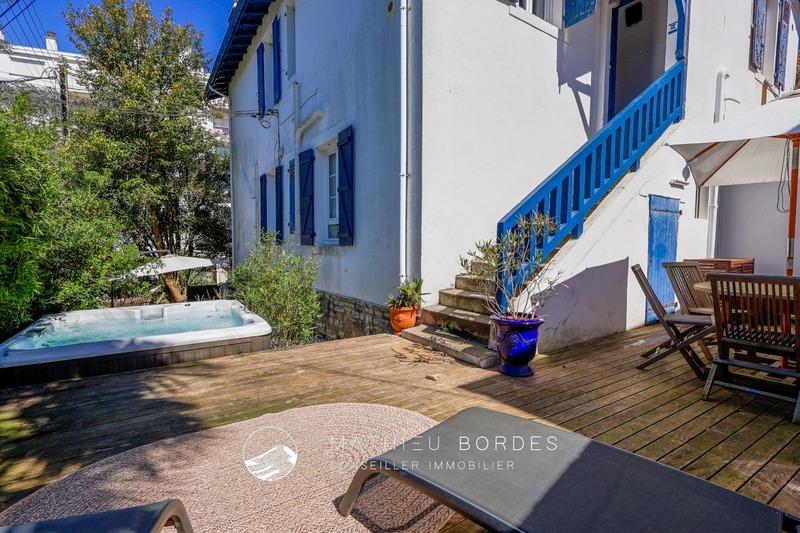 Loft - 132 m² - 5 pièces