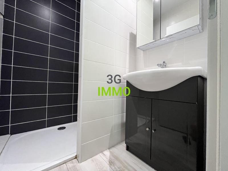 Villa - 80 m² - 4 pièces