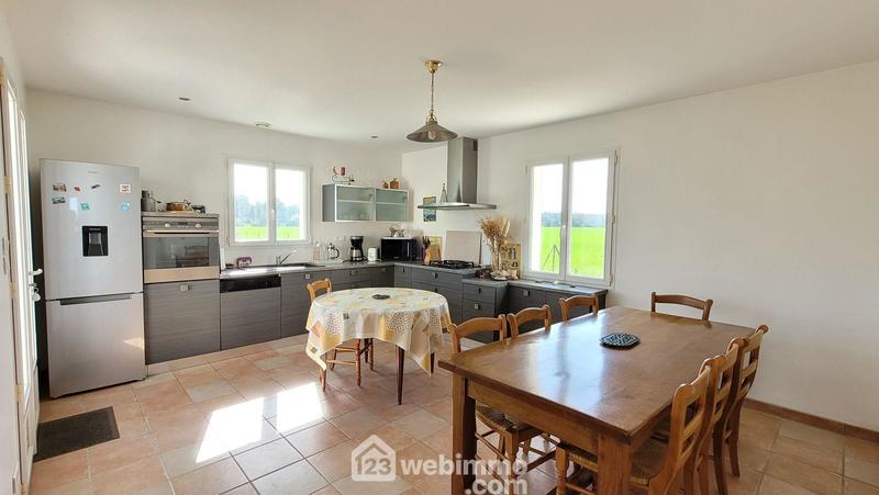 Maison - 88 m² - 4 pièces