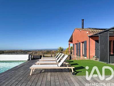 Maison - 255 m² - 13 pièces