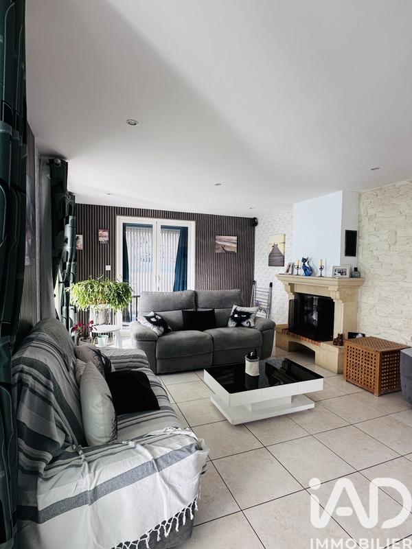 Maison - 207 m² - 9 pièces