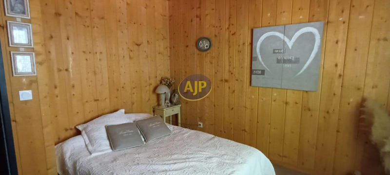 Villa - 200 m² - 7 pièces