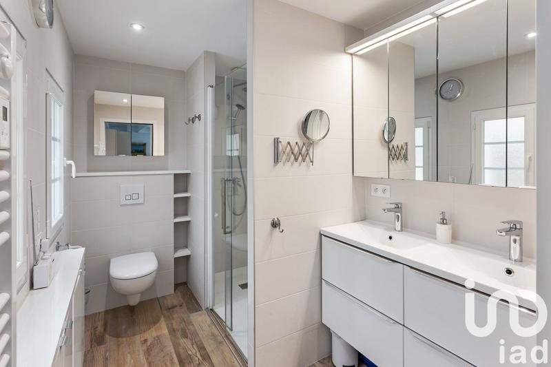 Maison - 175 m² - 7 pièces