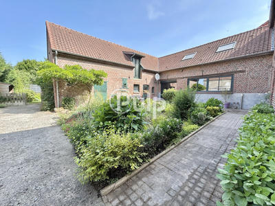 Corps de ferme - 328 m² - 10 pièces