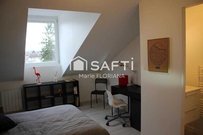 Appartement - 80 m² - 5 pièces