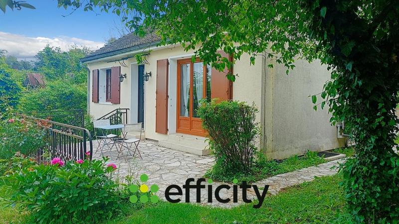 Maison - 90 m² - 5 pièces