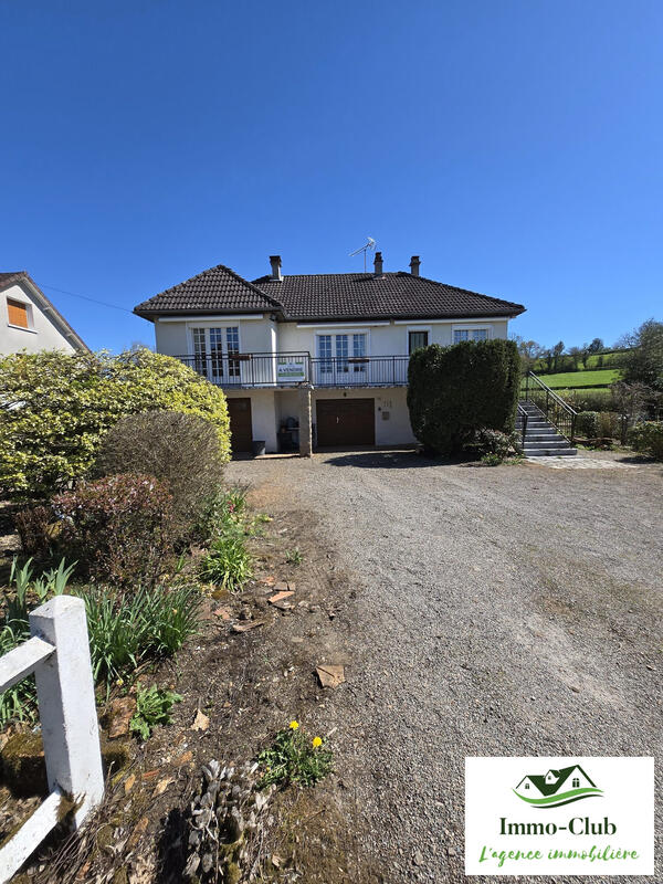 Maison traditionnelle - 88 m² - 5 pièces