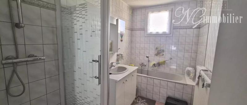 Maison - 100 m² - 7 pièces